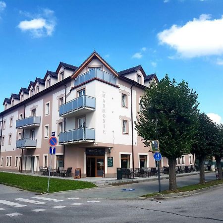 Wellness Hotel Harmonie Třeboň Eksteriør billede